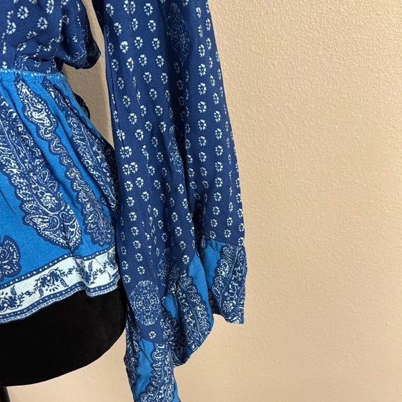 Blue Peplum Blouse with Long Bell Sleeves - Picture 3 of 6